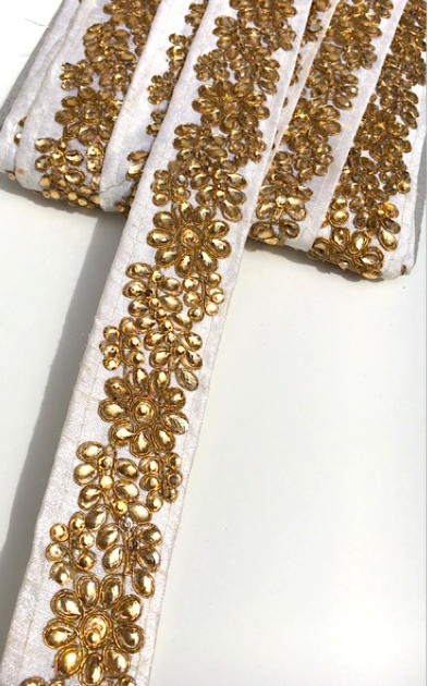 White Indian Flower Design Diamond Stone Trim