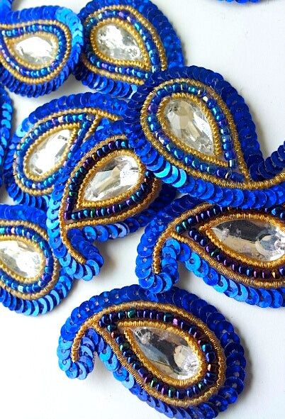 A28 Royal Blue & Gold Small Paisley Shaped Sequin Motif