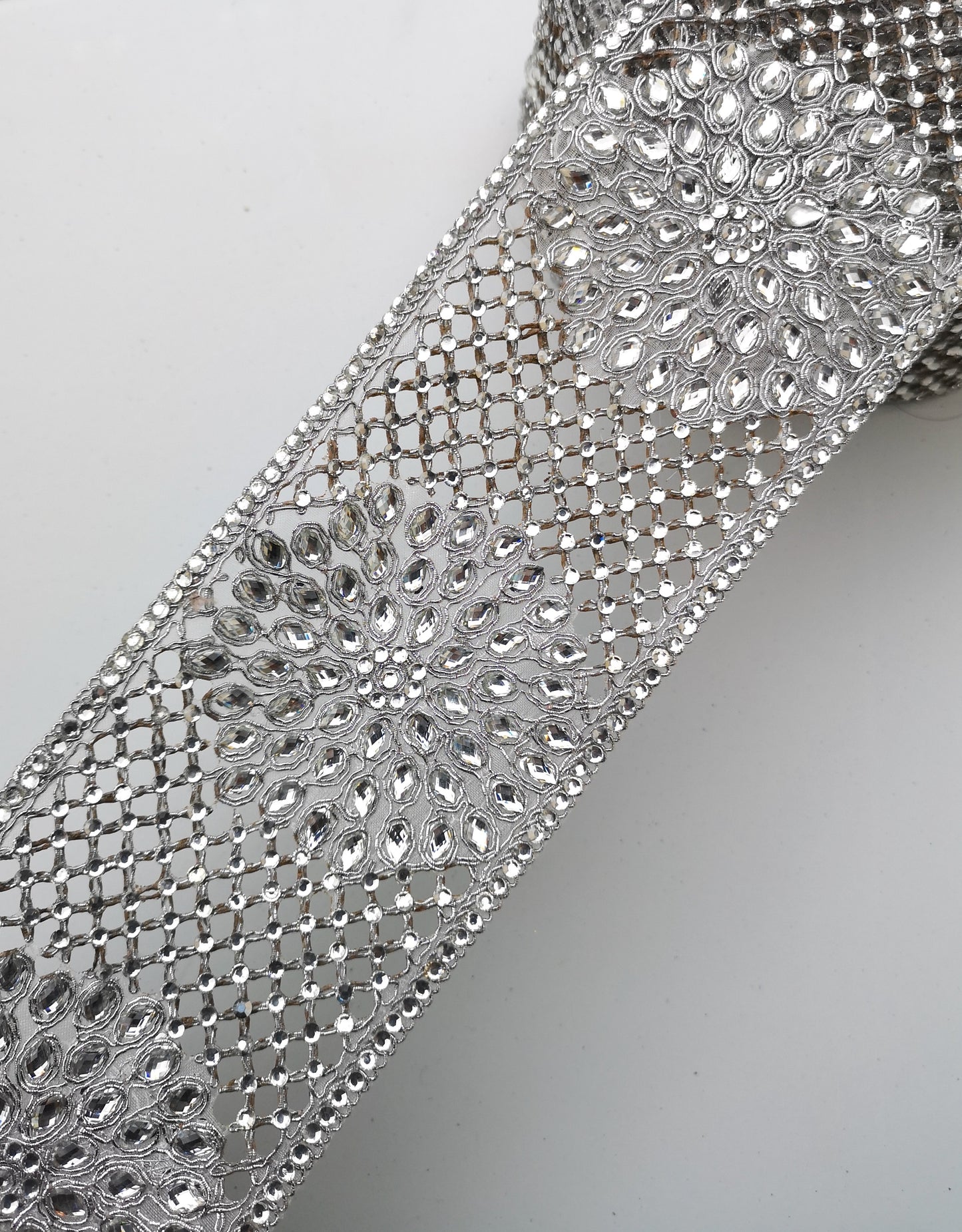 Wide Silver Diamond Criss Cross Flower Trim