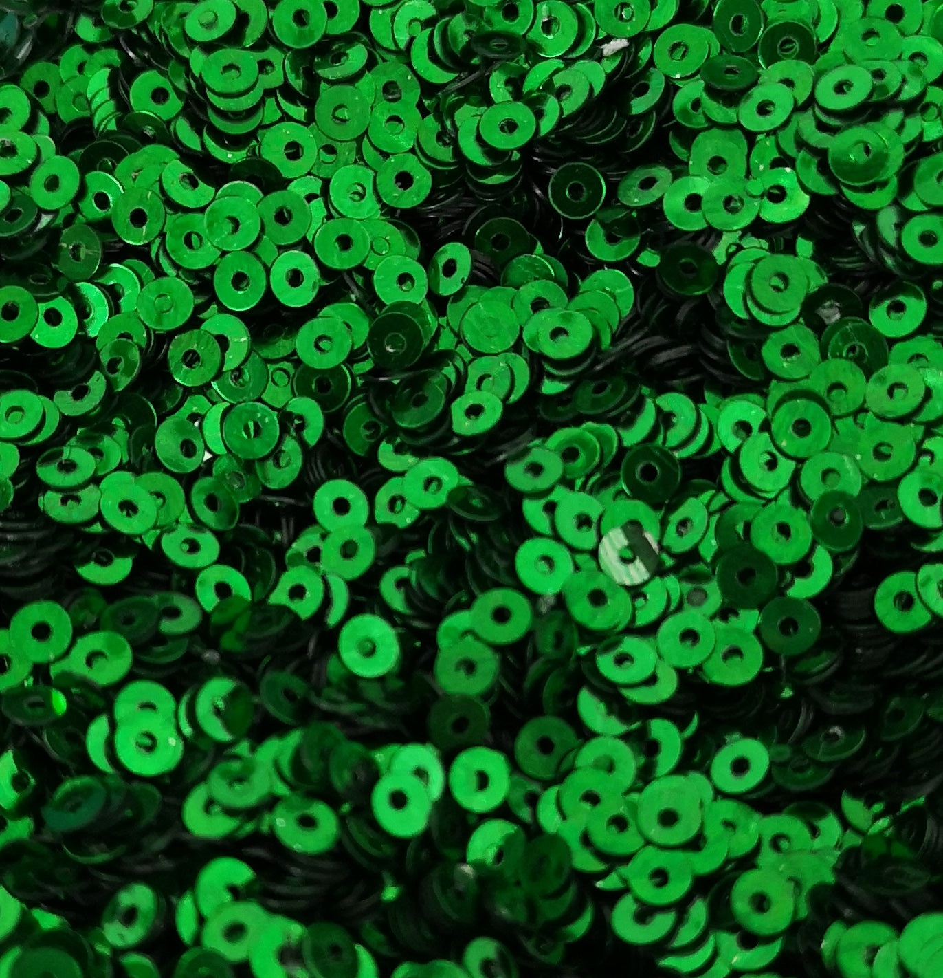 4mm Emerald Green Shiny Metallic Sequins