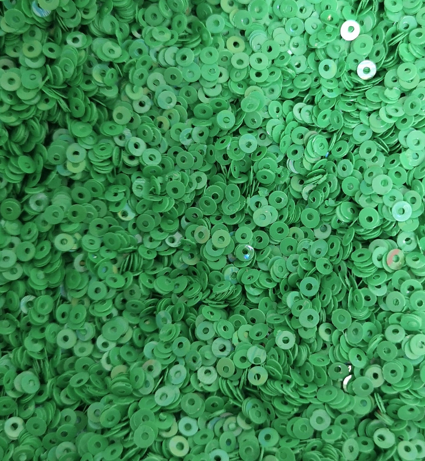 3mm Green opaque Sequins