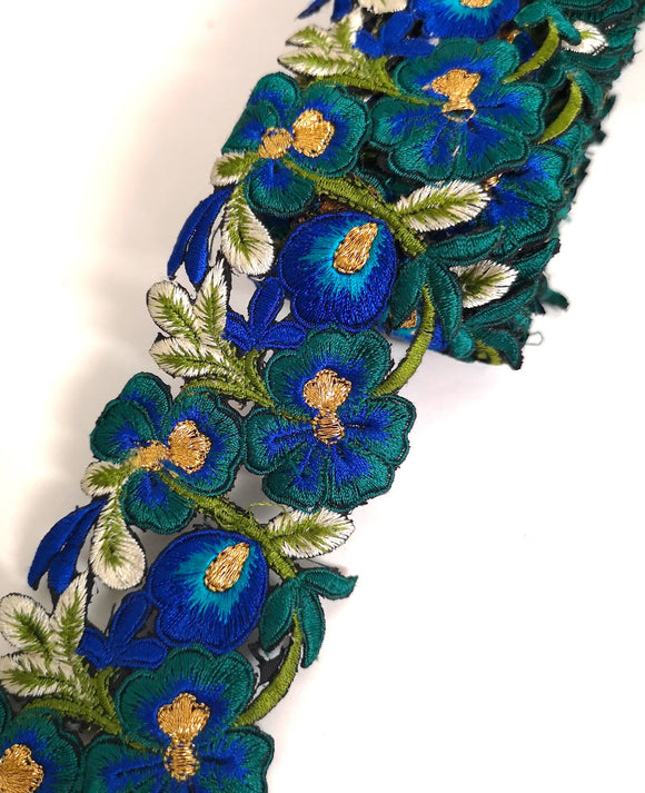 7901 Wide Peacock Blue & Turquoise Pansy Flower Cutwork Trim