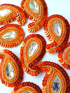 A28 Orange & Gold Small Paisley Shaped Sequin Motif