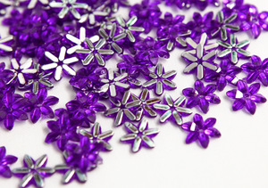 Cadbury Purple 10mm Chikka Flower Flatback Gems