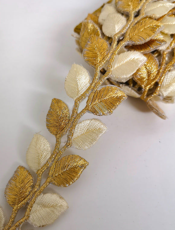 5631 Ivory & Gold Leaf Design Iron on Trim