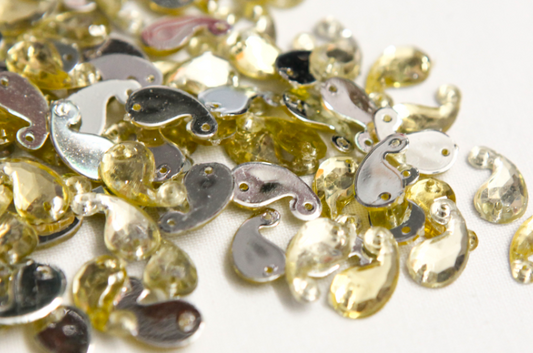 Light Gold 12mm Paisley Flat Back Gems