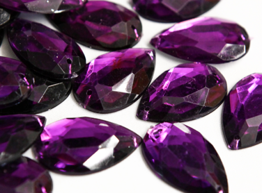 Cadbury Purple 20mm x 30mm Teardrop Flat Back Gems