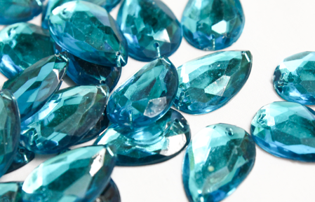 Turquoise 20mm x 30mm Teardrop Flat Back Gems