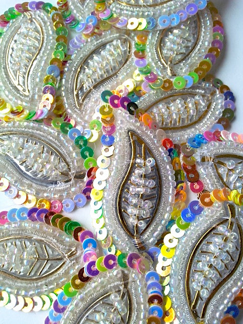 A26 White Iridescent & Gold Leaf Shaped Motif